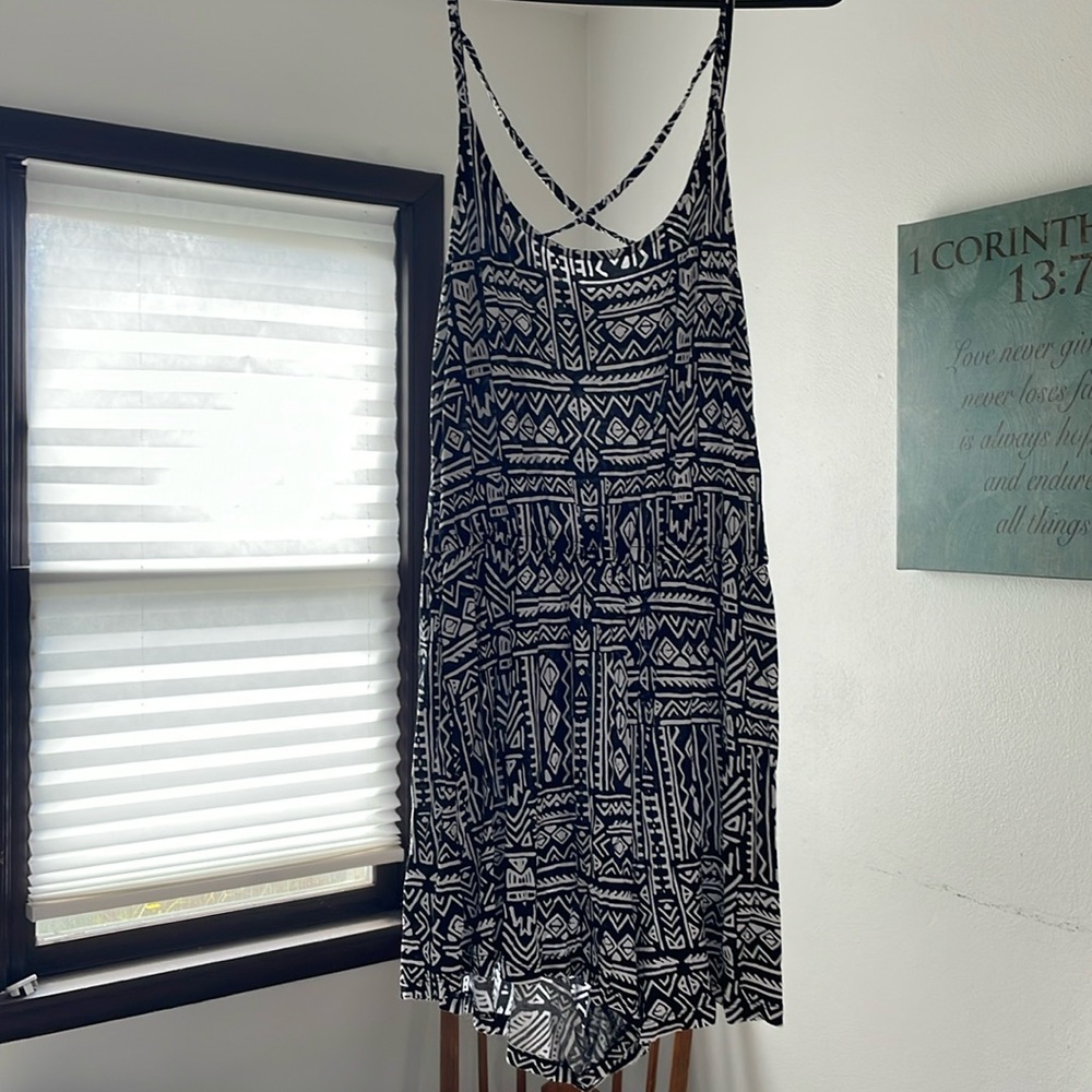 H&M black white patterned romper size M